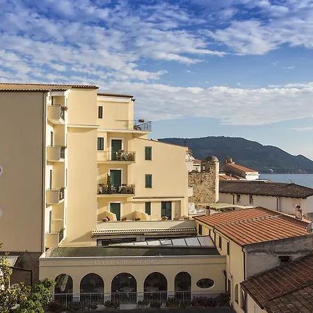 La Pergola Hotel
