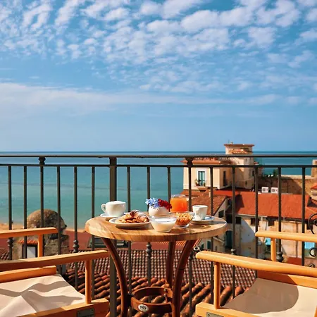 Hotell La Pergola 3*